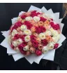 Букет из 101 пионовидной эквадорской розы разных оттенков-белых,кремовых,розовых и малиновых