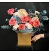 Композиция из пионовидных роз,гортензии,антуриума и эвкалипта в крафтовой коробке