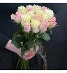 Букет из 15 белых и розовых кенийских роз