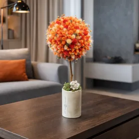 оранжевые и красные сухоцветы топиарий в кашпо
