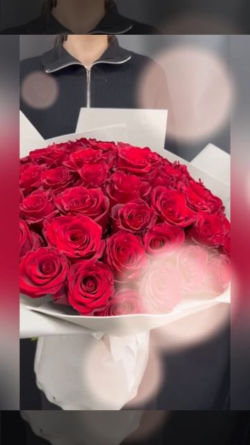 51 красная Роза Эквадор в букете